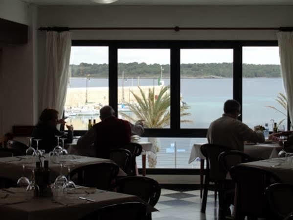 Hostal S'Algaret Fornells  Extérieur photo